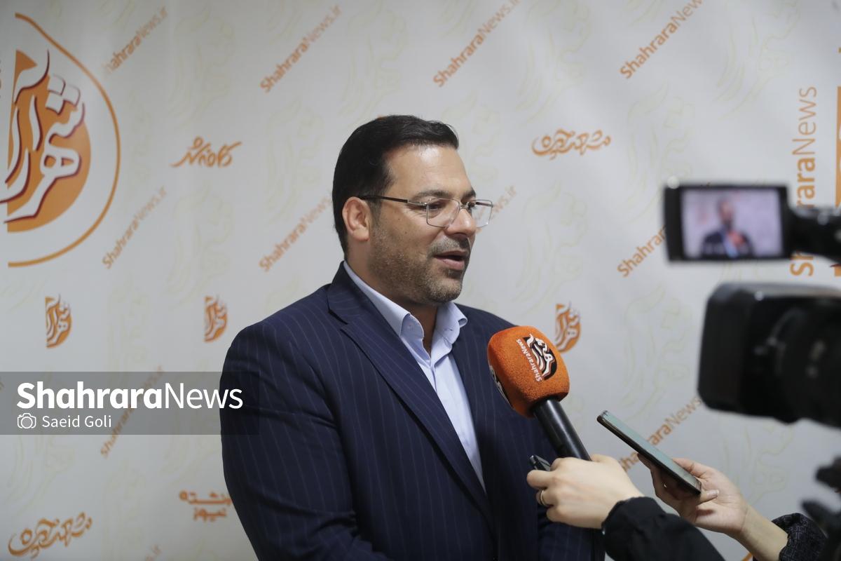 شهردار منطقه ۵ مشهد گفت: پروژه مشارکتی شهرک‌های صنعتی آجیل و خشکبار با ارزش حدود ۱۵۰۰ میلیارد تومان یکی از پروژه‌های منطقه ۵ است که از بیش از ۴۶۰ سوله آن، ۳۰ سوله آماده افتتاح بوده و منتظر هستیم مدیریت شهری زمان افتتاح را اعلام کند.