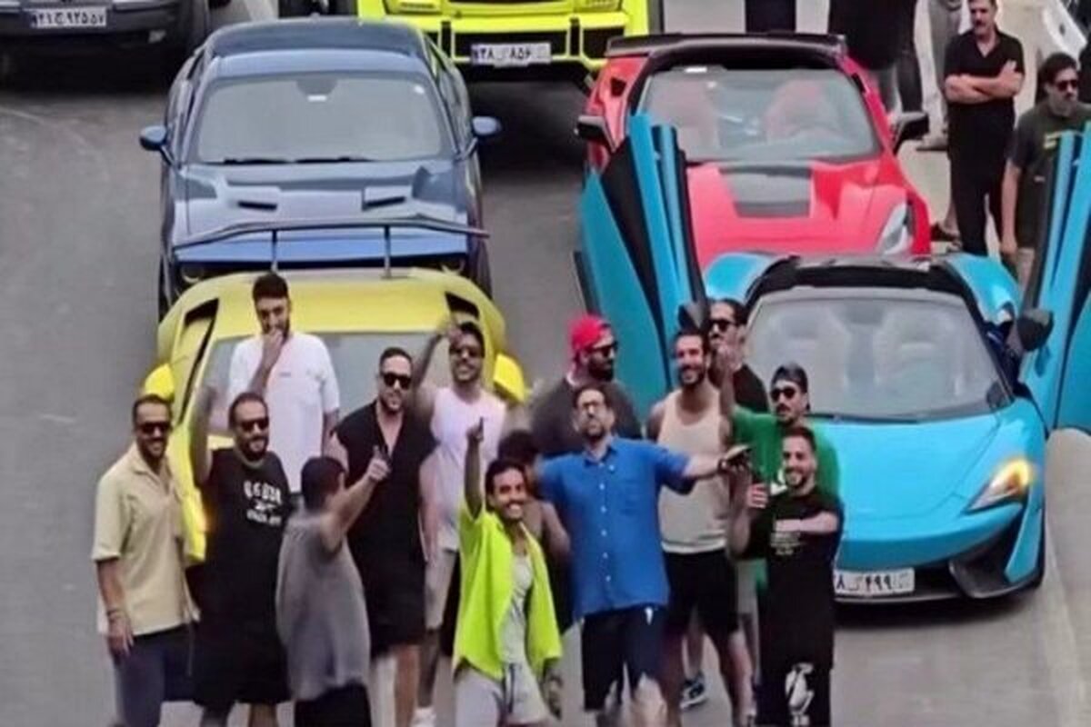 رئیس پلیس راهور درباره ماجرای بسته‌شدن جاده فیروزکوه توسط چند خودروی لاکچری توضیحاتی ارائه داد.