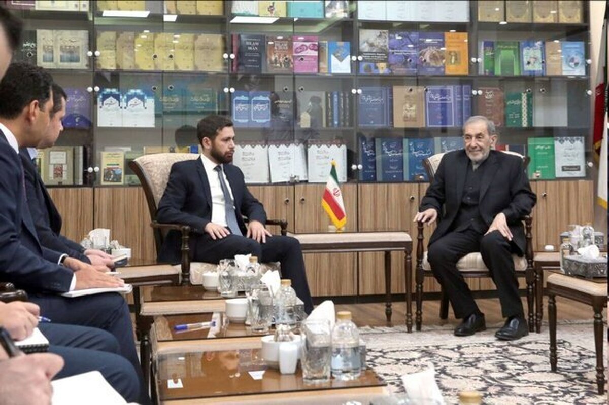 مشاور مقام معظم رهبری در امور بین‌الملل با تاکید بر این که «سرنوشت منطقه صرفا باید توسط کشور‌های منطقه تعیین شود» گفت: ما هر تحولی در نزدیک مرزهایمان را به دقت زیر نظر داریم و هر اقدامی که امنیت ملی ما را مخدوش کند پاسخی درخور خواهد یافت.
