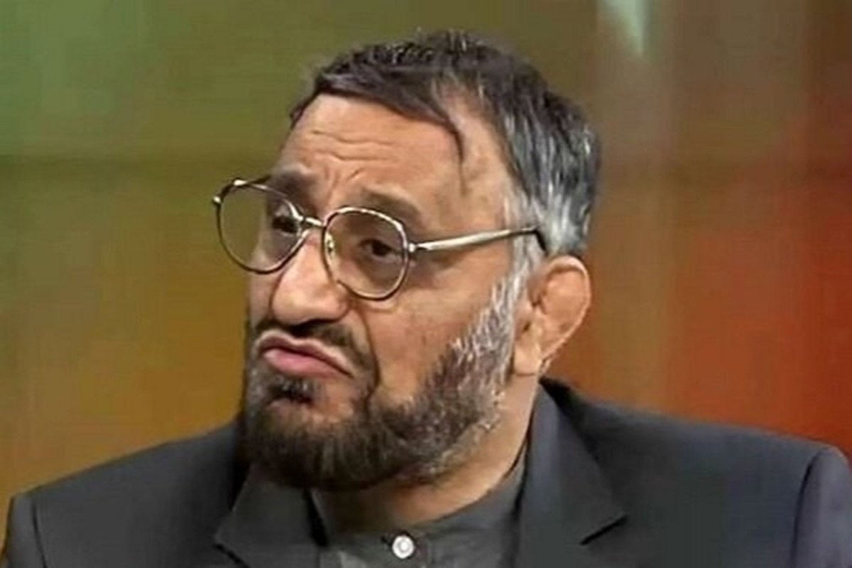 احمد مجدزاده، معروف به «آقای جدی می‌فرمایید»، که پیش‌تر با تکیه‌کلام خاص خود در برنامه‌های تلویزیونی شناخته شده بود، اخیراً با اجرای یک ترانه، حضور متفاوتی از خود به نمایش گذاشت.