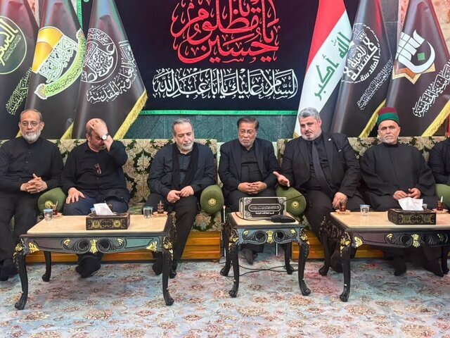 دیدار وزیر خارجه ایران با مسئولان تولیت حرم مطهر حضرت اباعبدالله الحسین (ع) + عکس دیدار وزیر خارجه ایران با مسئولان تولیت حرم مطهر حضرت اباعبدالله الحسین (ع) + عکس