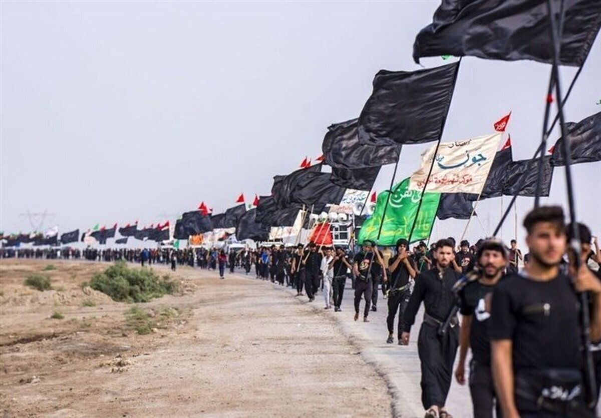 رئیس پلیس راه راهور فراجا، آخرین آمار ثبت‌نام زائران اربعین ۱۴۰۴ و وضعیت تردد مرزی و تصادفات را تشریح کرد و گفت: تهران ۱۶٪، خوزستان ۱۴٪، اصفهان ۹/۶٪، خراسان رضوی ۸/۷٪، فارس ۵/۴٪، قم ۵/۲٪ و کرمان ۳/۶٪ ثبت نام‌کننده داشته‌اند.