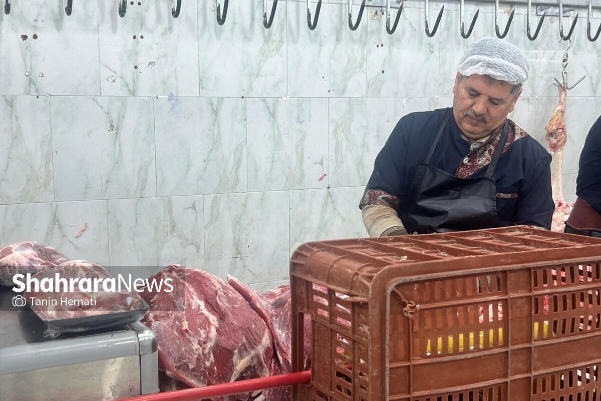 مدیر کل دامپزشکی خراسان رضوی گفت: روزانه بیش از ۹۰۰ تن انواع گوشت در استان خراسان رضوی تولید می‌شود که در ایام خاص این تولیدات با رشد بیش از ۳۰ درصد همراه است.