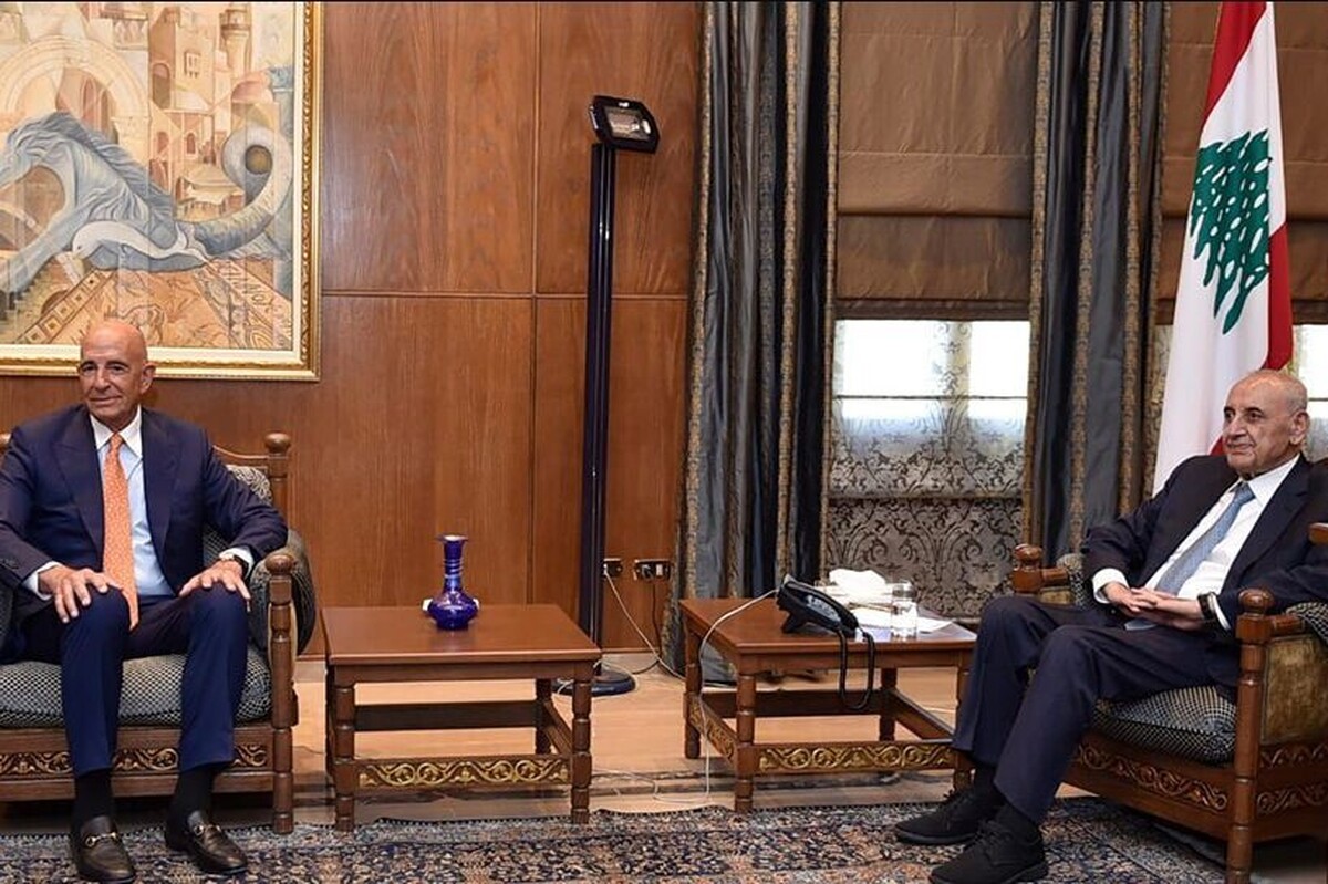 روزنامه «الاخبار» امروز دوشنبه در گزارشی درباره آخرین تحولات لبنان، از شرط قاطع «نبیه بری» رئیس پارلمان این کشور در مقابل فشار‌های آمریکا به لبنان درخصوص سلاح حزب‌الله و سفر «یزید بن فرحان» فرستاده سعودی به بیروت در آینده بسیار نزدیک خبر داد.