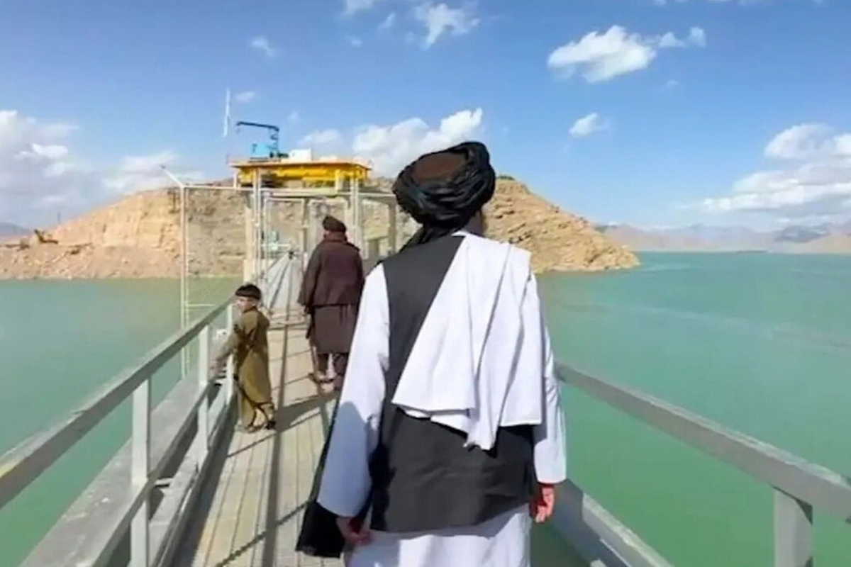 پس از دهه‌ها بی‌ثباتی و جنگ، افغانستان اکنون در پی اعمال حاکمیت بر رودخانه‌هایی است که سال‌ها بدون مدیریت موثر به کشور‌های پایین‌دست جاری می‌شدند؛ تلاشی که ممکن است نظم آبی منطقه را بازنویسی کند.
