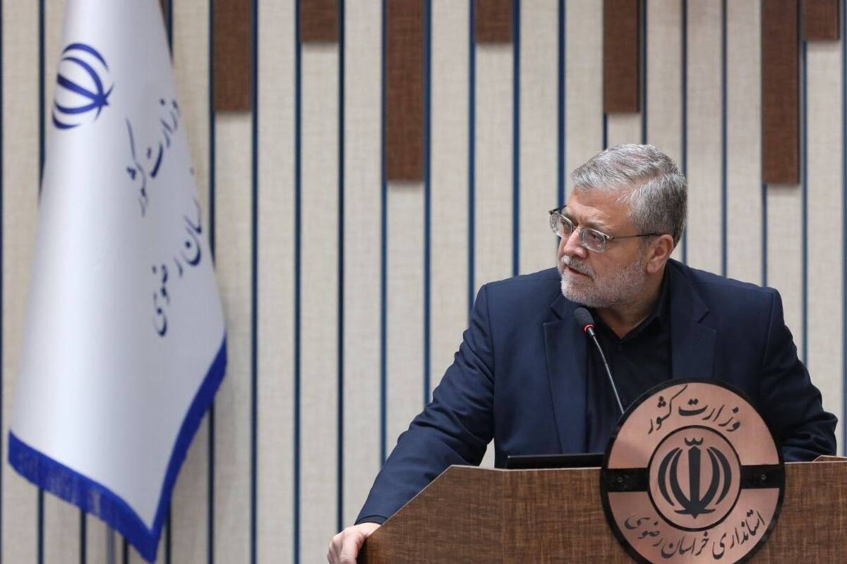 شهردار مشهد مقدس گفت: در ایام دهه پایانی صفر در ۹ هزار پارکینگ در بافت پیرامونی حرم مطهر تدارک دیده شده است. همچنین ۵۱ مکان اسکان موقت با ۶۳ هزار نفر شب خواب را در نظر گرفتیم.