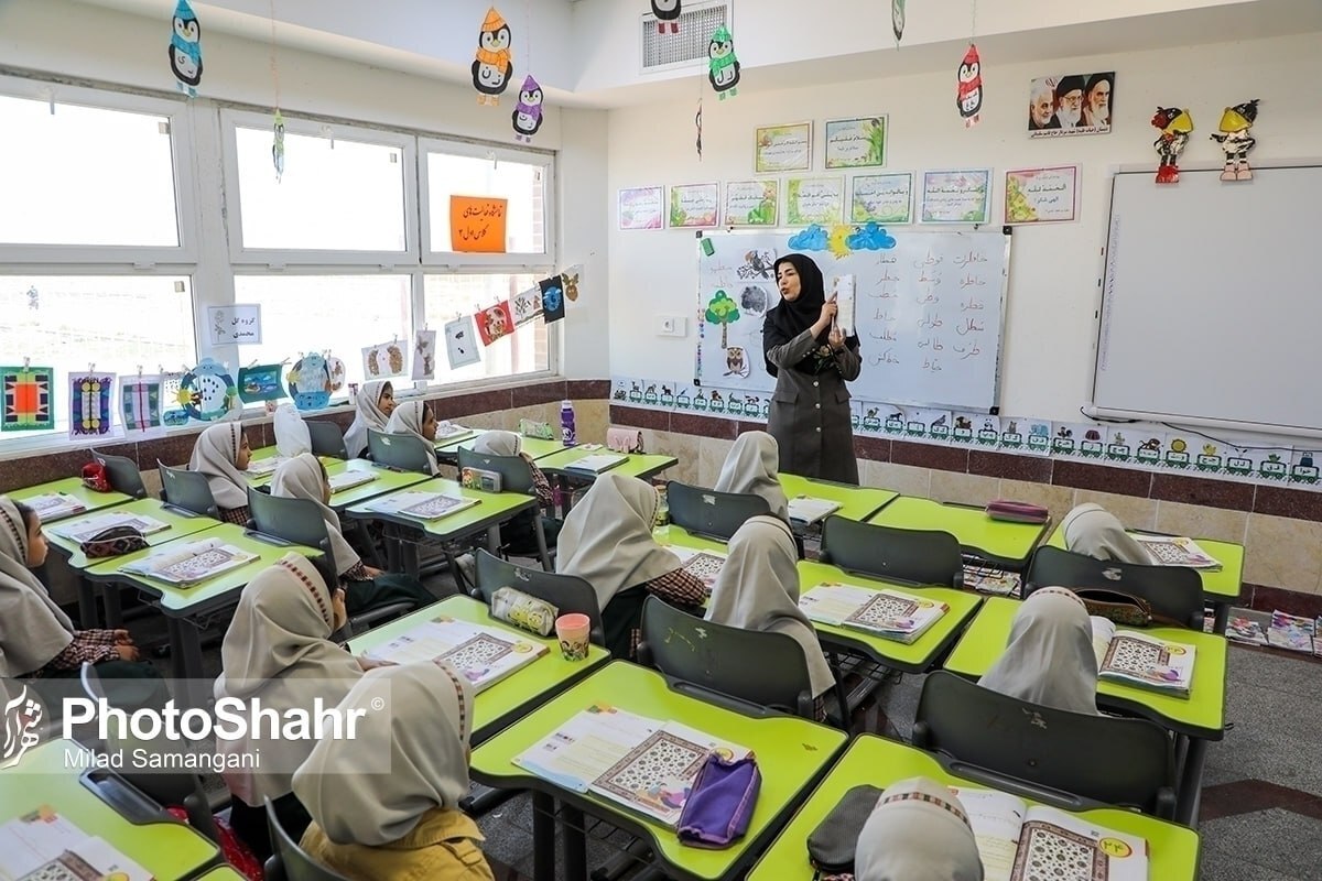 ادعای عضو کمیسیون آموزش مجلس: آغاز مدارس از پنج‌سالگی، درنهایت منجر به افزایش بهره‌وری شغلی می‌شود