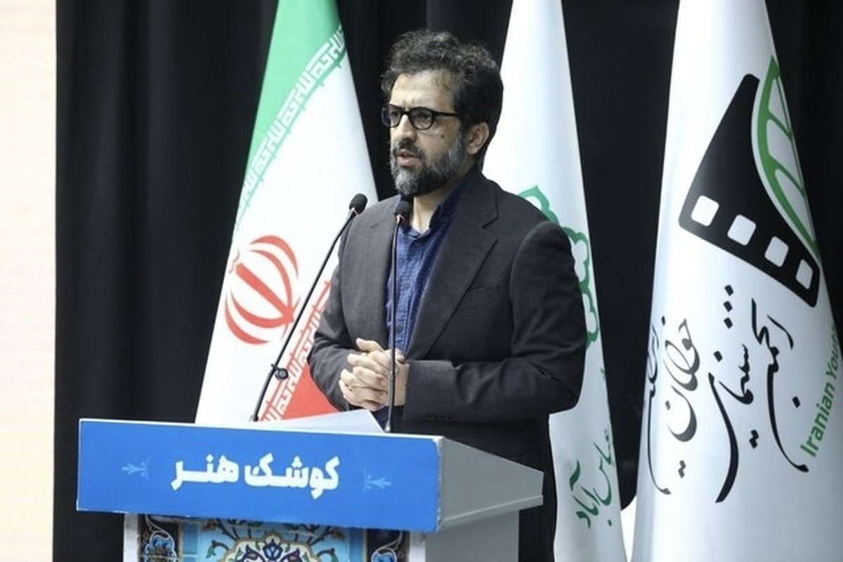 آیین پایانی پویش «وطن به روایت من» با حضور چهره‌های فرهنگی و دولتی، سینما برگزار شد.