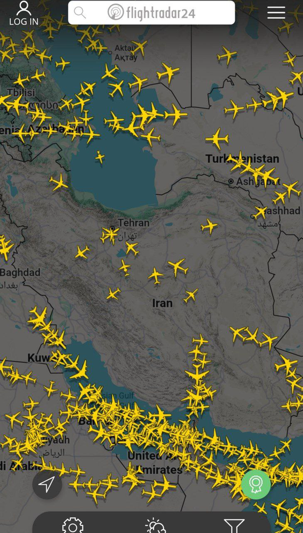 علت بسته شدن بخش غربی آسمان ایران بر روی پروازها چیست؟ + عکس (۳۱ مرداد ۱۴۰۴) علت بسته شدن بخش غربی آسمان ایران بر روی پروازها چیست؟ + عکس (۳۱ مرداد ۱۴۰۴)
