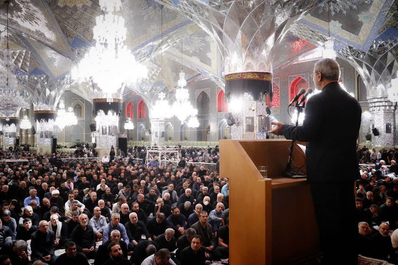 استاندار خراسان رضوی: در ایام دهه پایانی صفر، جمعیتی حدود دو برابر جمعیت مشهد به این شهر سفر میکنند استاندار خراسان رضوی: در ایام دهه پایانی صفر، جمعیتی حدود دو برابر جمعیت مشهد به این شهر سفر میکنند