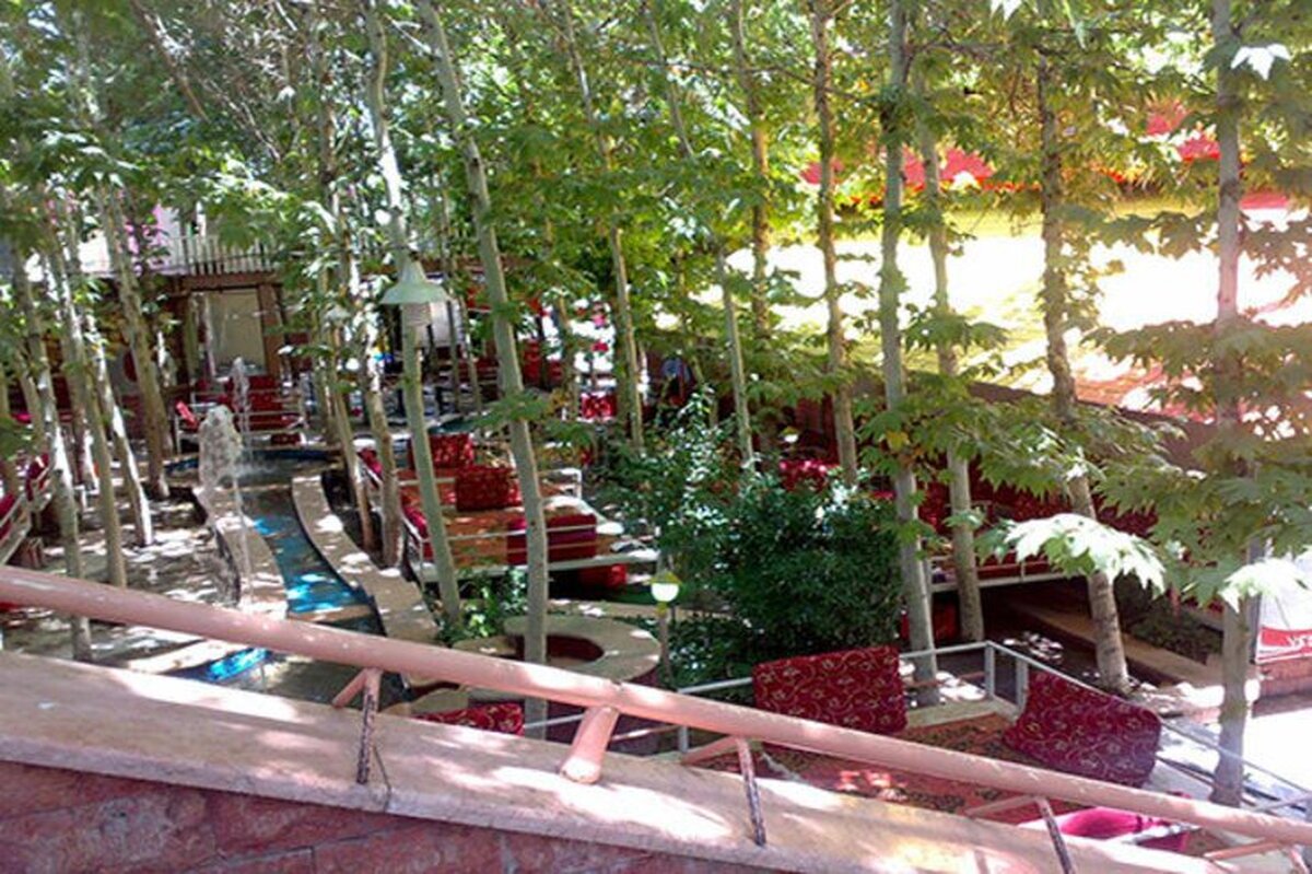 وزیر میراث فرهنگی و گردشگری گفت: طرح ما این است که یک هفته را در تابستان امسال تعطیل کنیم تا مردم با کمک‌هزینه دولت به سفر بروند. این طرح مشروط به تصویب در هیئت دولت است.