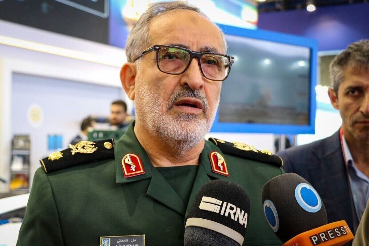 دختر سردار شهید علی شادمانی گفت: پدرم در تعقیب و گریز مستقیم رژیم صهیونیستی در تهران به شهادت رسید. علت شهادت پدرم بمباران اسرائیل نبود.