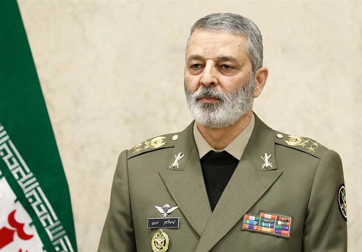 رئیس ستادکل نیروهای مسلح در گفت‌وگو با وزیر دفاع جمهوری تاجیکستان تأکید کرد: ما به‌هیچ‌وجه به قول و تعهد آمریکایی‌ها و صهیونیست‌ها اعتمادی نداریم و برای مقابله قاطع با شرارت احتمالی مجدد آن‌ها کاملاً آمادگی داریم.