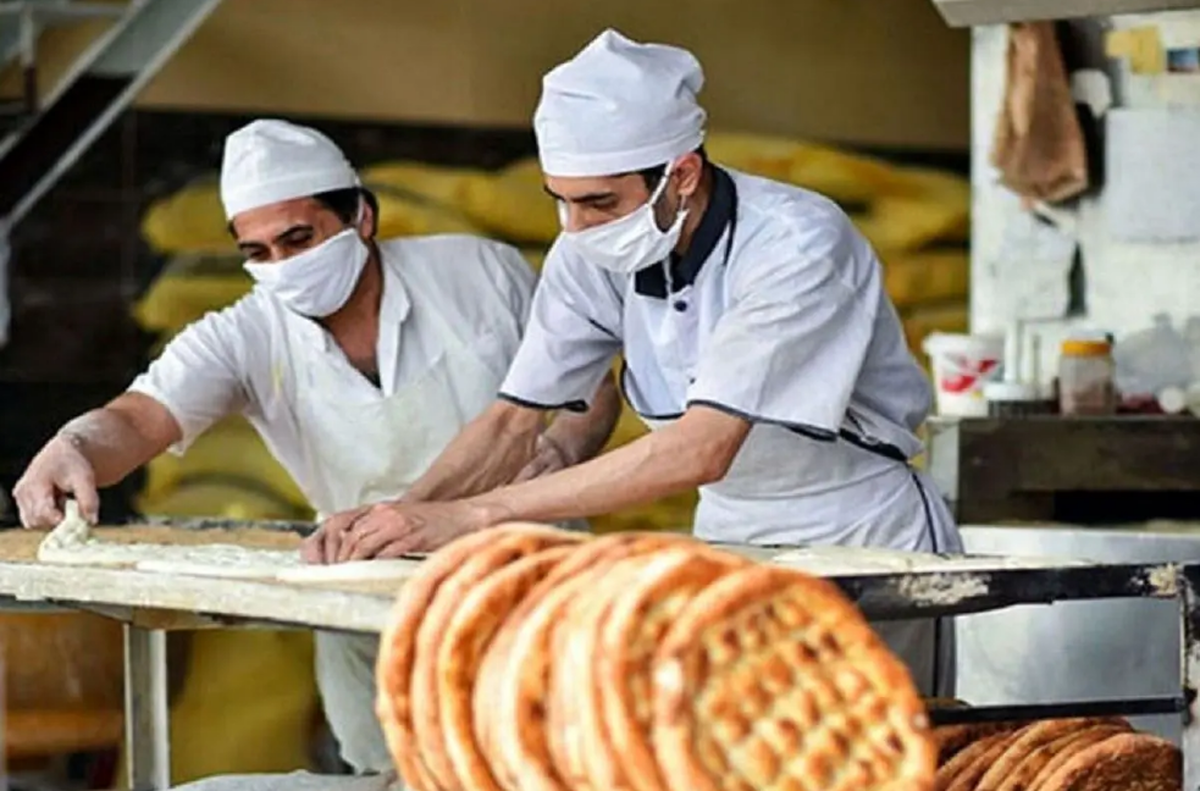 سخنگوی اتحادیه نانوایان سنتی تهران خبر داد: افزایش قیمت نان در تهران رسما ابلاغ شد.