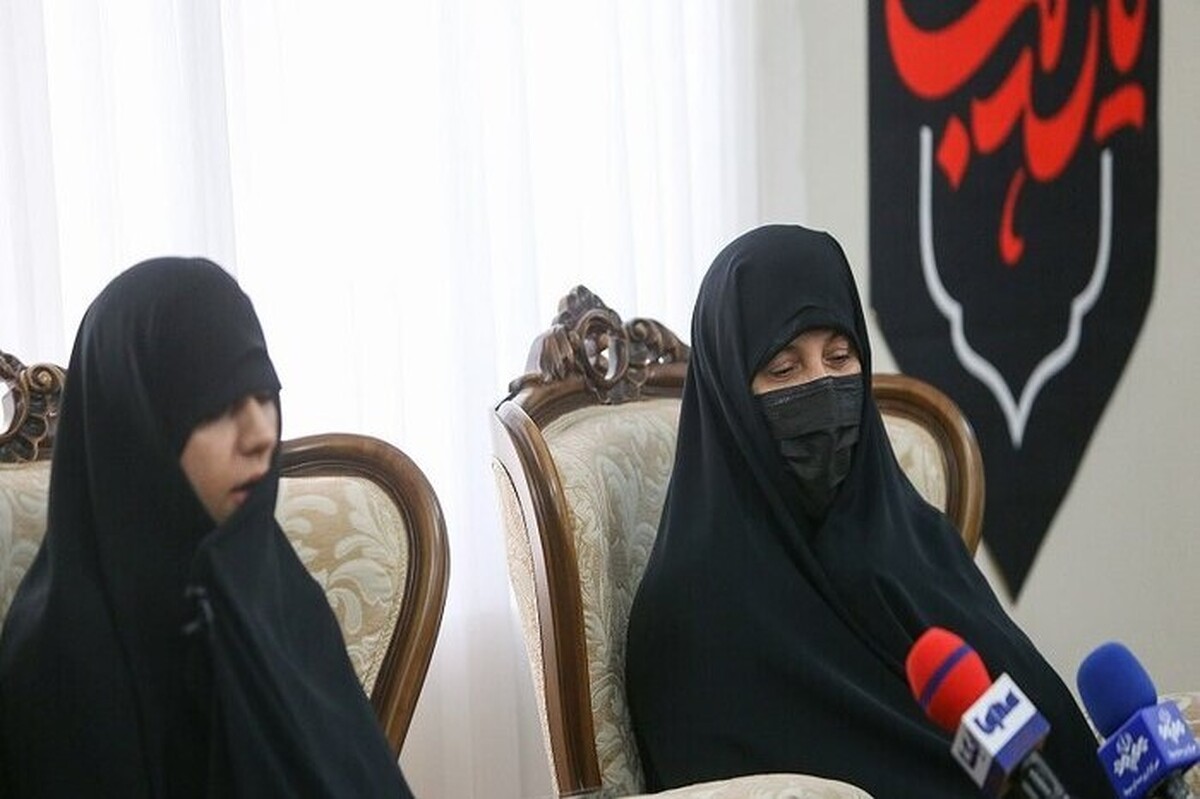 دختر سردار شهید «حسین سلامی» از ویژگی‌های قرآنی پدر گفت که چگونه با آیات الهی همدم بود و حتی در کار‌های خود از قرآن مشورت می‌گرفت و کلام الهی مشاور اصلی او بود.