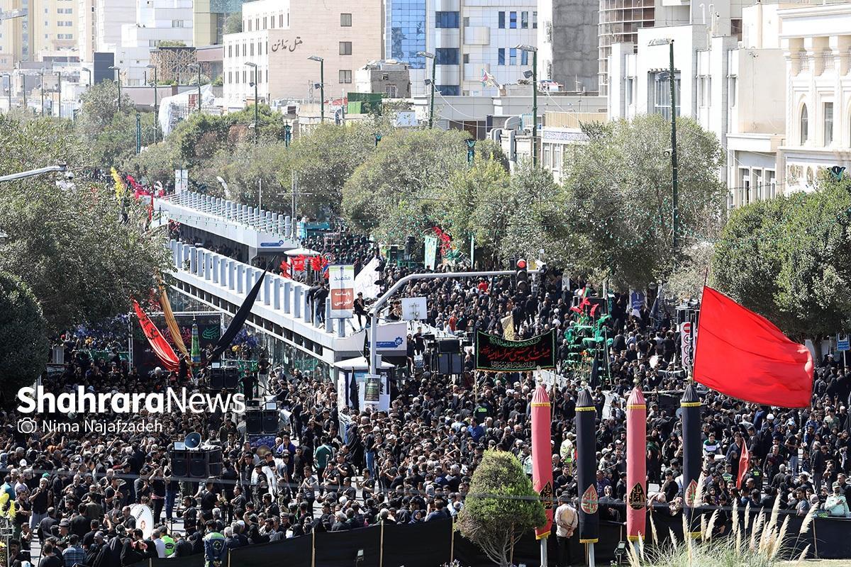 فرمانده انتظامی خراسان رضوی با اشاره به آمادگی کامل نیرو‌های پلیس برای تأمین امنیت مراسم عزاداری دهه آخر صفر، گفت: امنیت پایدار تنها با مشارکت مردم و همدلی دستگاه‌ها محقق می‌شود. وی خدمت به زائران حضرت رضا (ع) را افتخاری بزرگ برای پلیس دانست.