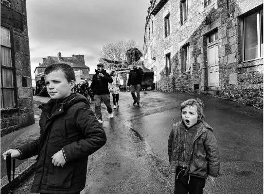 جایزه جهانی عکاسی در دستان «مهرداد اسکویی» عکاس و مستندساز جایزه جهانی عکاسی در دستان «مهرداد اسکویی» عکاس و مستندساز