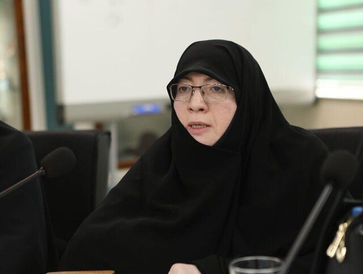 نیازمند فرهنگ سازی الگوی زن ایرانی مسلمان هستیم