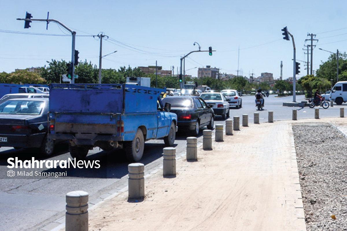 گلایه شهروندان مشهدی از تغییر هندسی در تقاطع رسالت ۸۰ | گره تازه ترافیکی در بولوار رسالت