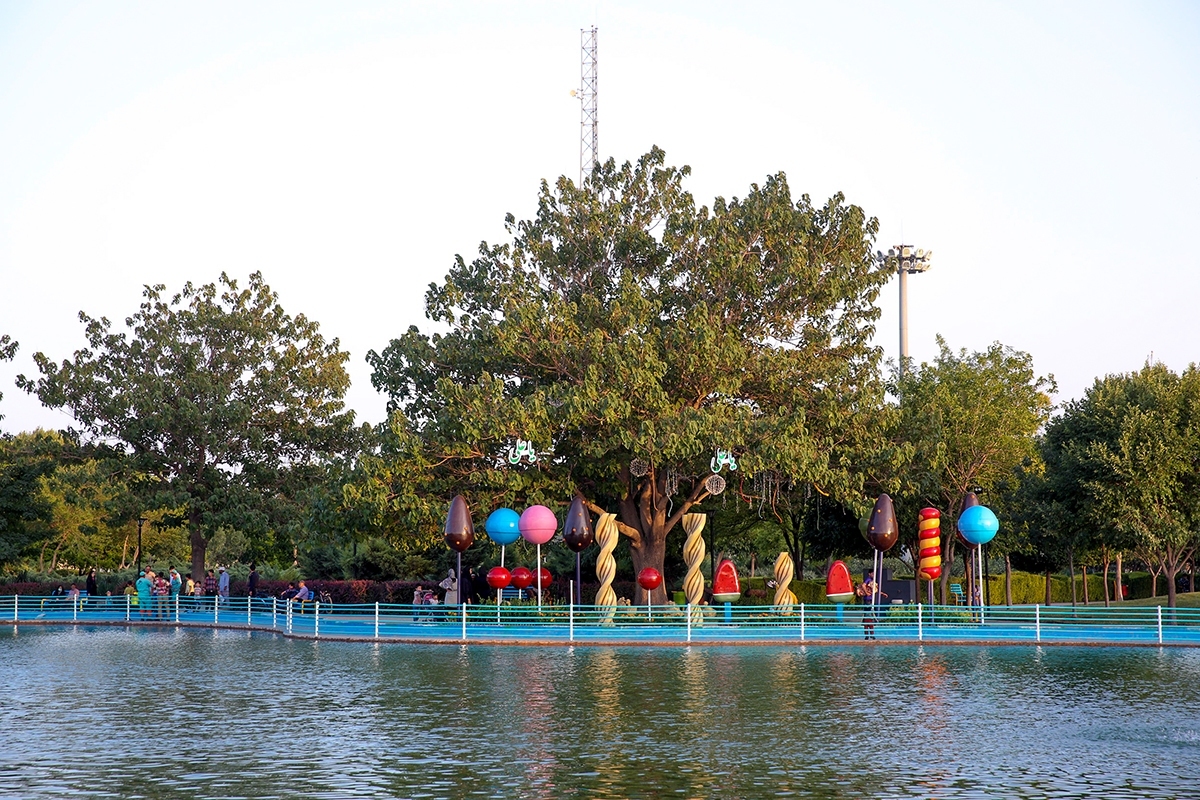 کارشناس اداره هواشناسی خراسان رضوی گفت: امروز افزایش دما در سطح استان رخ می‌دهد و تا اواسط هفته آتی، تغییرات دمایی محسوس نخواهد بود.