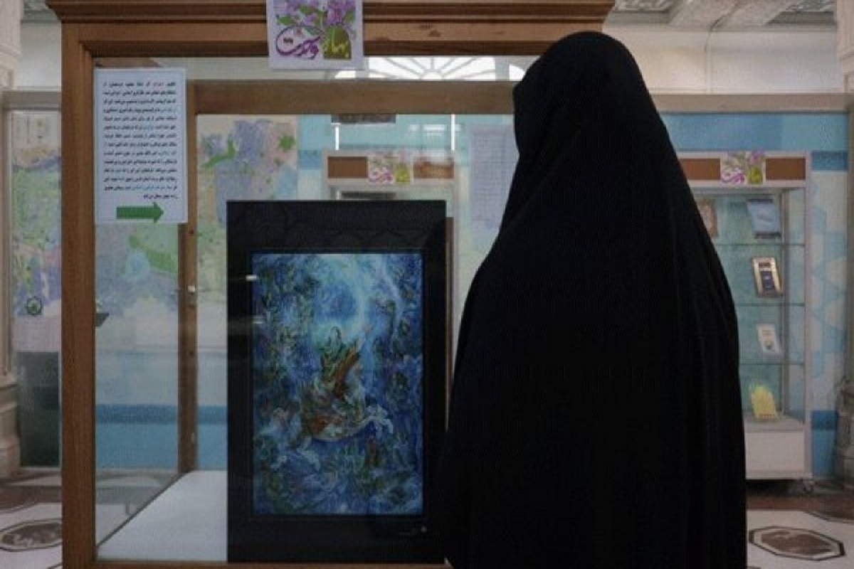 به مناسبت ایام ولادت باسعادت پیامبر اکرم (ص)، نمایشگاه فرهنگی- هنری «بهار وحدت» در کتابخانه مرکزی حرم مطهر رضوی، دایر شد.