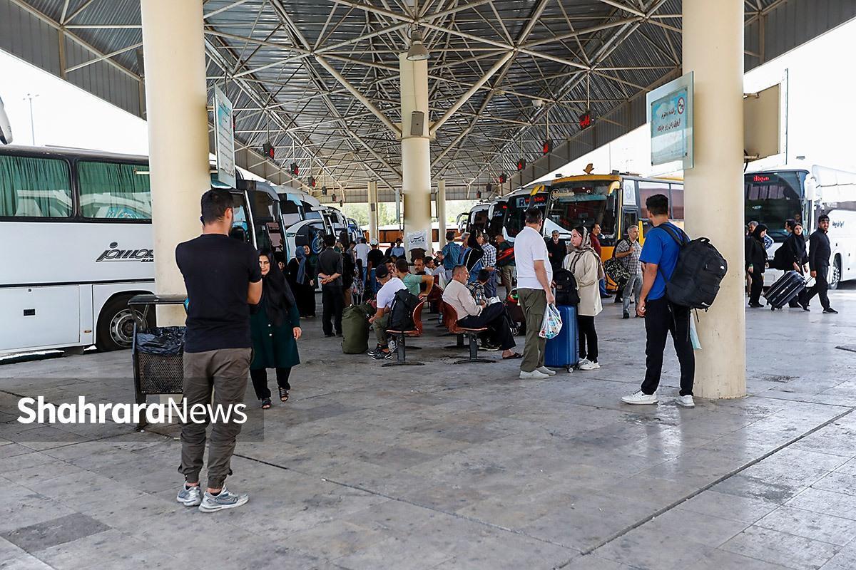 فرماندار مشهد مقدس از بسیج ۶ هزار اتوبوس برای بازگرداندن زائران رضوی از مشهد مقدس خبر داد.