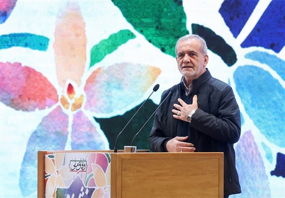 رئیس جمهور کشورمان با اشاره به خاطرات دوران نمایندگی مجلس خود، گفت: وقتی که برای صحبت در صحن مجلس فقط هفت دقیقه فرصت داشتم، شاید ۲ هفته فکر می‌کردم که چه بگویم، چگونه بگویم که برداشت دیگری صورت نگیرد، اما در انجام کار حرفه‌ای خود به عنوان یک پزشک با این مشکل مواجه نبودم. متاسفانه به جای کمک به یکدیگر و نقد دوستانه، با هدف تخریب نقد می‌کنیم.