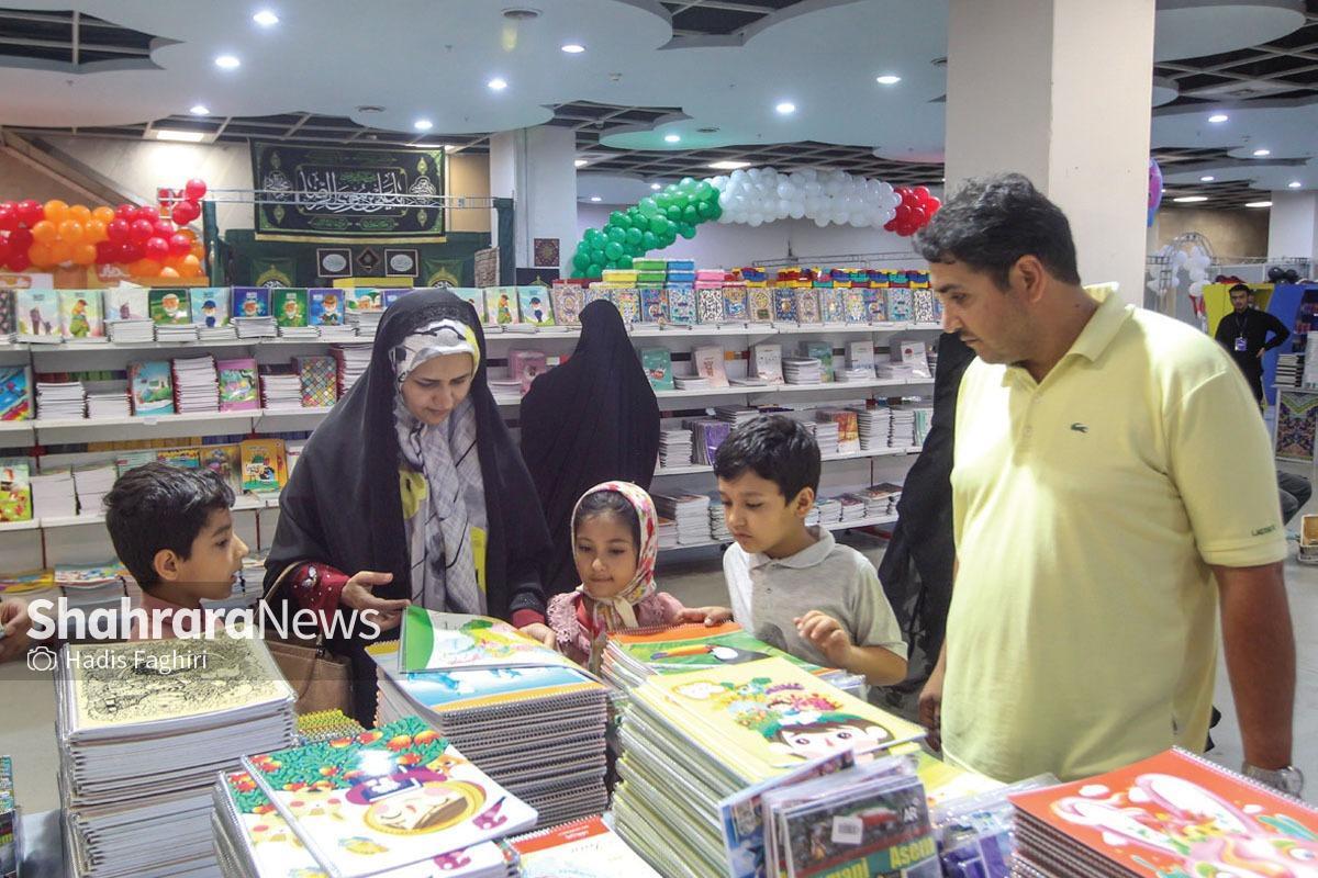 بازار نوشت افزار مشهد این روزها رنگارنگ و متنوع است، اما قدرت خرید خانواده ها کم شده است.