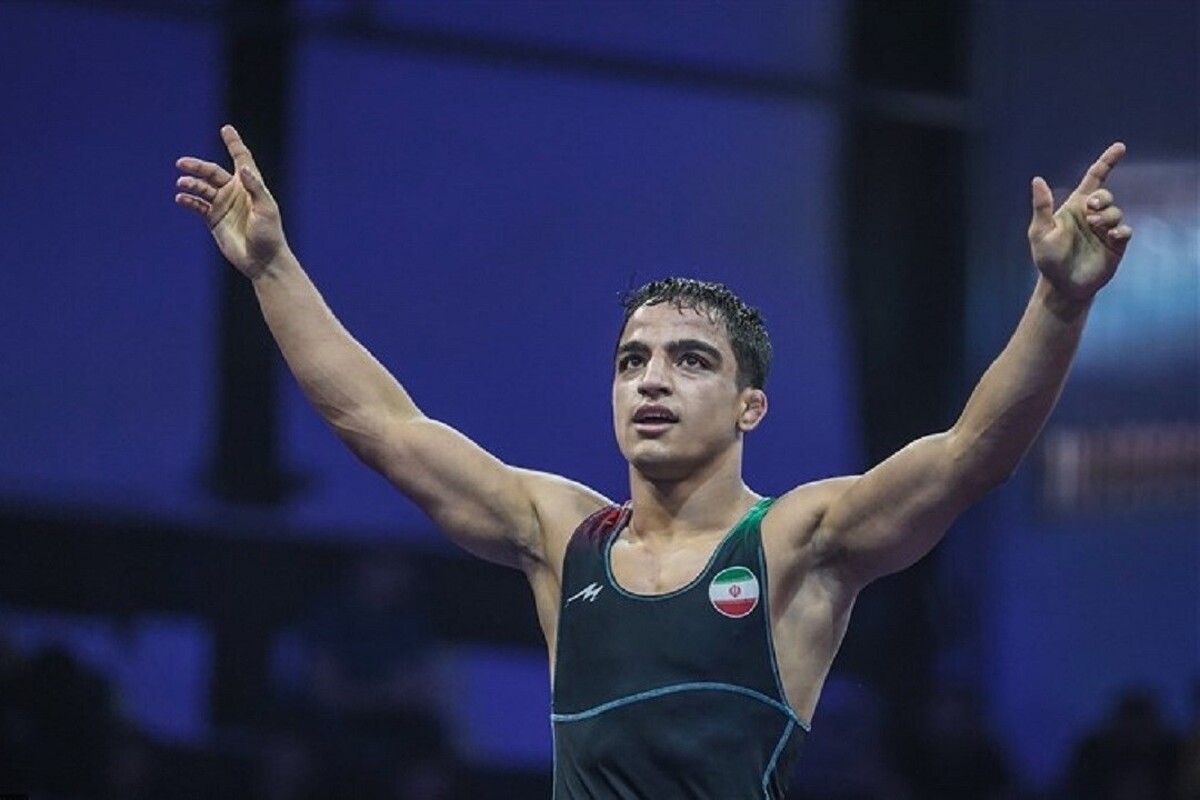 «احمد محمدنژاد جوان» در دور نخست وزن ۶۱ کیلوگرم توانست کشتی‌گیر اکوادوری را باقدرت شکست دهد.