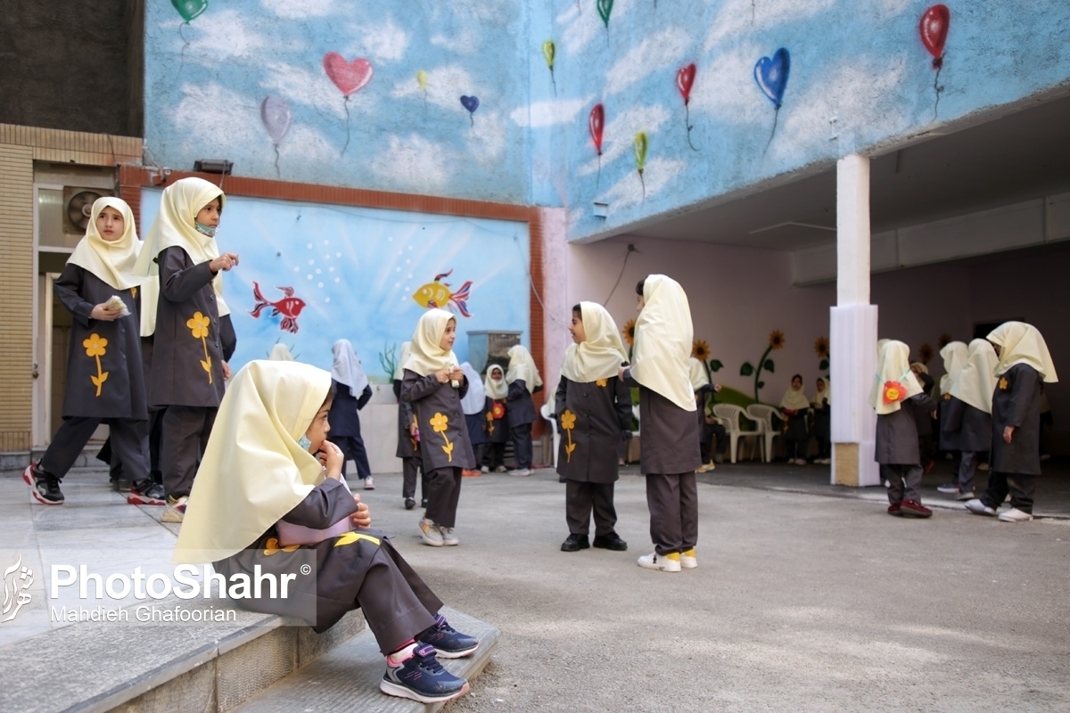 رئیس اداره مشارکت‌های مردمی و مدارس غیردولتی آموزش‌ و پرورش شهر تهران از برگزاری مستمر جلسات شورای نظارت برای تسریع در امور اجرایی، ارتقای کیفی فعالیت‌ها و پاسداشت اصل قانون‌مداری خبر داد.