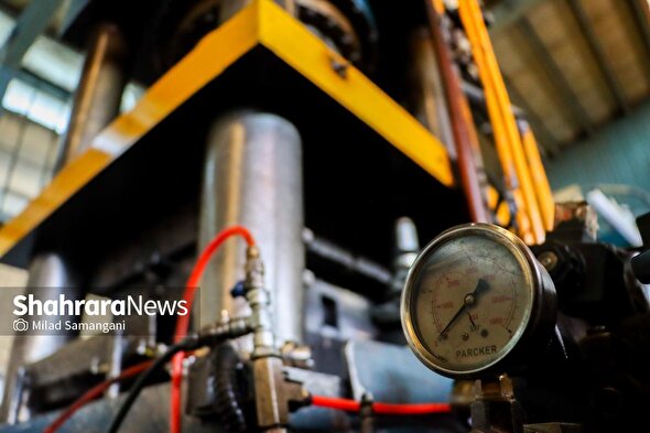 گزارش تصویری | آخرالزمان تولید در روزهای بی برقی