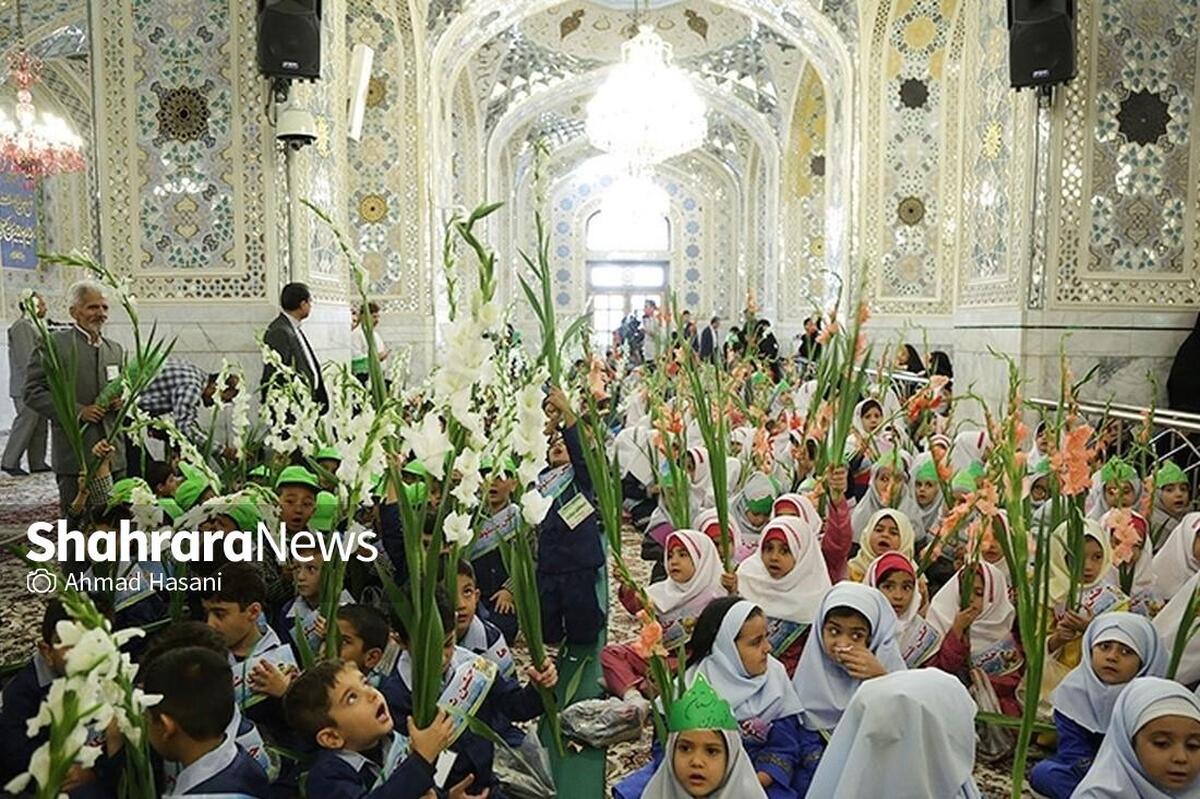 برگزاری جشن شکوفه‌ها، دوشنبه (۳۱ شهریور ۱۴۰۴) در سراسر کشور