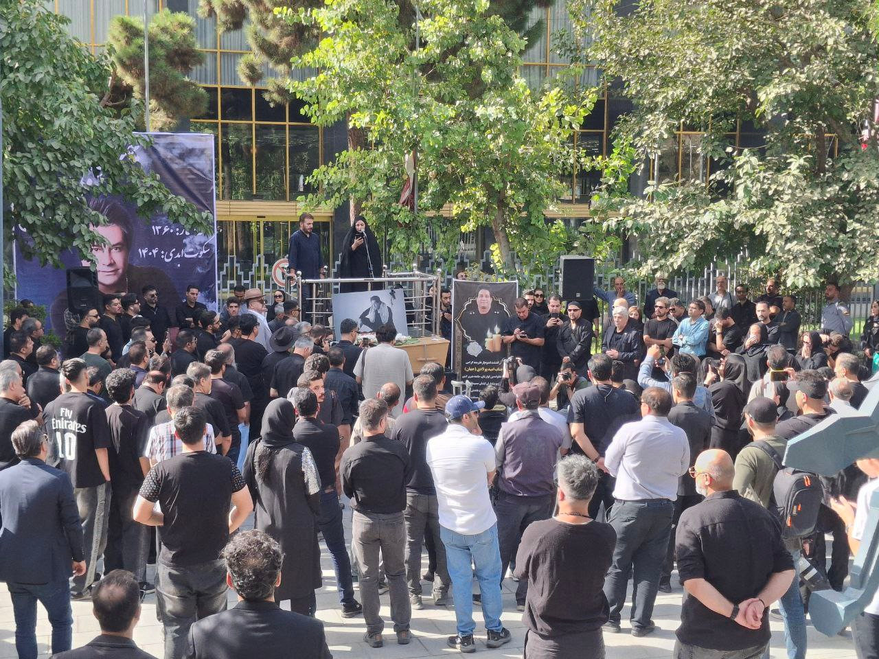 پیکر امید جهان رهسپار خانه ابدی شد + تصاویر پیکر امید جهان رهسپار خانه ابدی شد + تصاویر