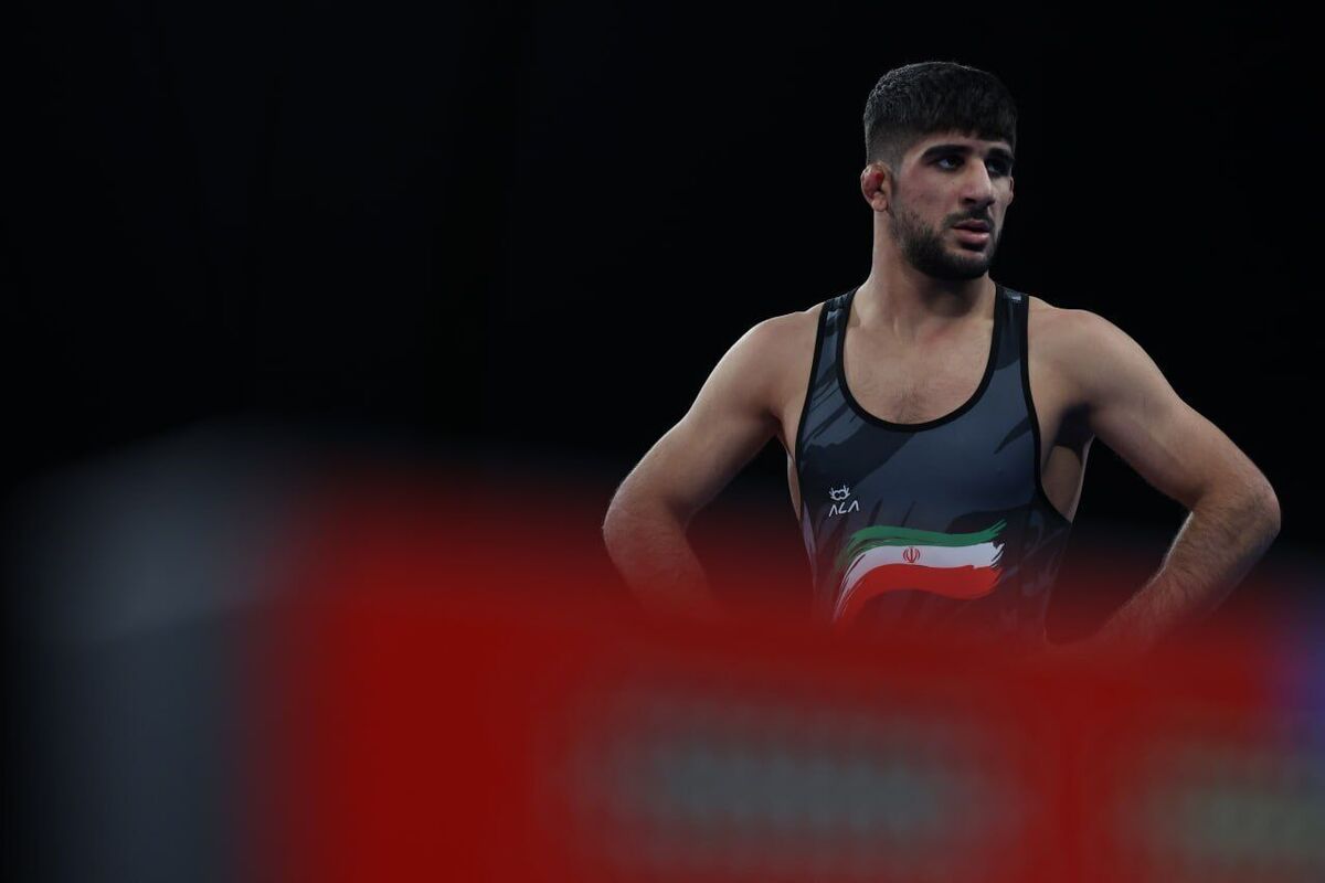 سعید اسماعیلی در نخستین بازی خود در کشتی فرنگی قهرمانی جهان ۲۰۲۵، برابر حریف صربستانی خود با نتیجه قاطع به پیروزی رسید.