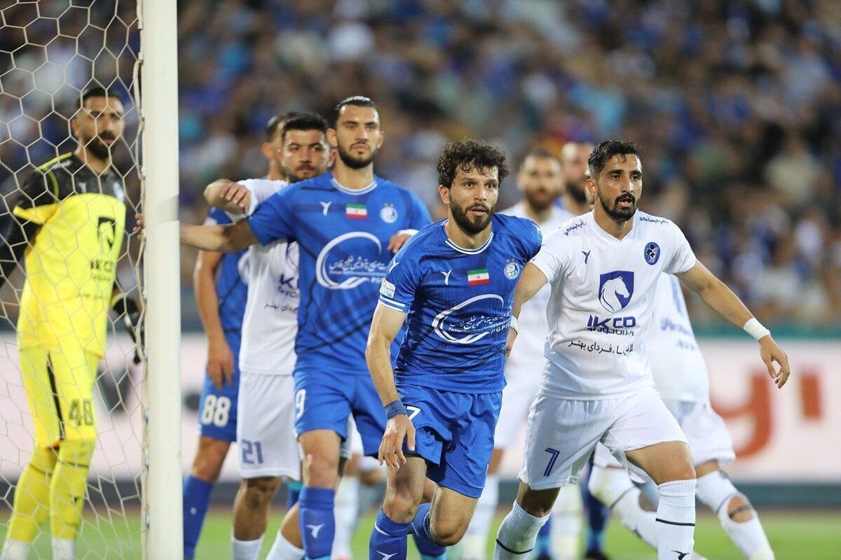 تیم‌های فوتبال استقلال و پیکان در هفته چهارم لیگ برتر فوتبال ایران، به مصاف هم می‌روند.