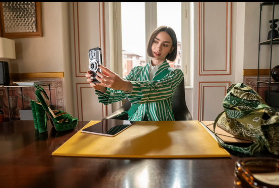 تاریخ پخش فصل پنجم سریال «امیلی در پاریس» اعلام شد + تصاویر تاریخ پخش فصل پنجم سریال «امیلی در پاریس» اعلام شد + تصاویر