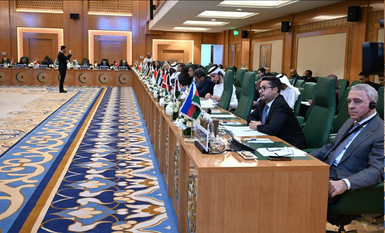 حاضران در نشست جده بر لزوم اتخاذ تصمیمهای قاطع درباره غزه تاکید کردند حاضران در نشست جده بر لزوم اتخاذ تصمیمهای قاطع درباره غزه تاکید کردند