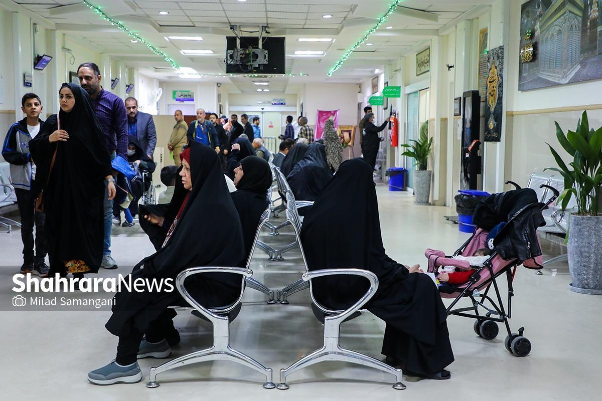 مسئول روابط عمومی مرکز اورژانس پیش‌بیمارستانی و مدیریت حوادث دانشگاه علوم پزشکی مشهد گفت: حدود ۱۳ هزار خدمت سرپایی در پست‌های پیشرفته پزشکی به زائران ارائه شد. همچنین با همکاری آمبولانس‌های خصوصی، حدود ۴۰ هزار خدمات سرپایی ویزیت، پانسمان و... ارائه شد.