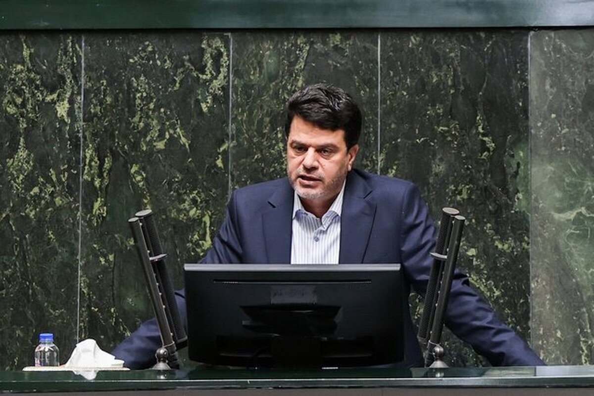 یکی از نمایندگان مجلس شورای اسلامی با بیان اینکه «جمهوری اسلامی ایران حق پاسخگویی متناسب را نسبت به اقدام غیرقانونی سه کشور اروپایی و شورای امنیت سازمان ملل در بازگرداندن تحریم‌های سازمان ملل متحد دارد»، عنوان کرد: پاسخگویی جمهوری اسلامی ایران صددرصد ضروری است و جنس آن نیز باید سیاسی باشد.