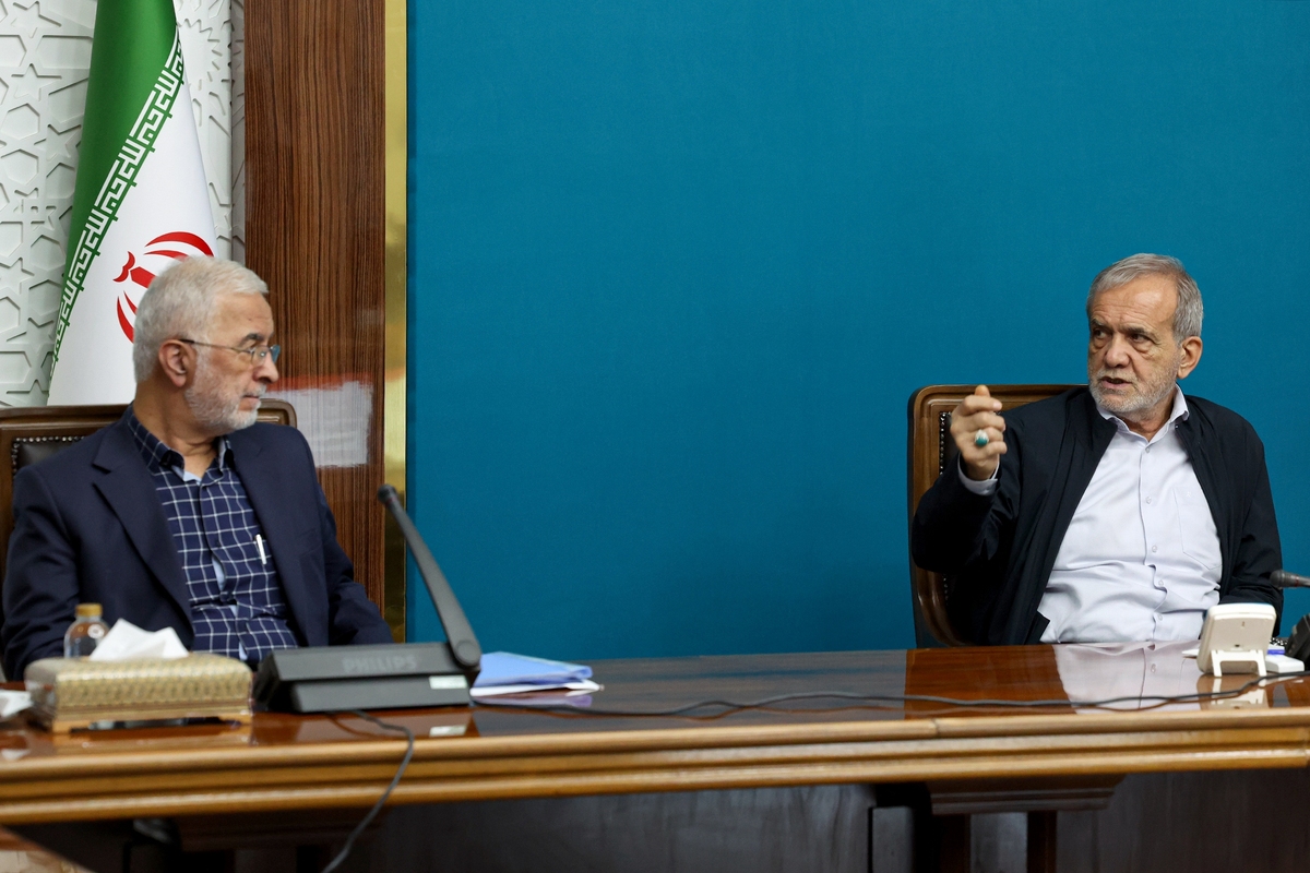 پزشکیان: ارائه هر گونه خدمات به مردم بر مبنای طرح‌های ژئوکد و جی‌نف صورت خواهد گرفت