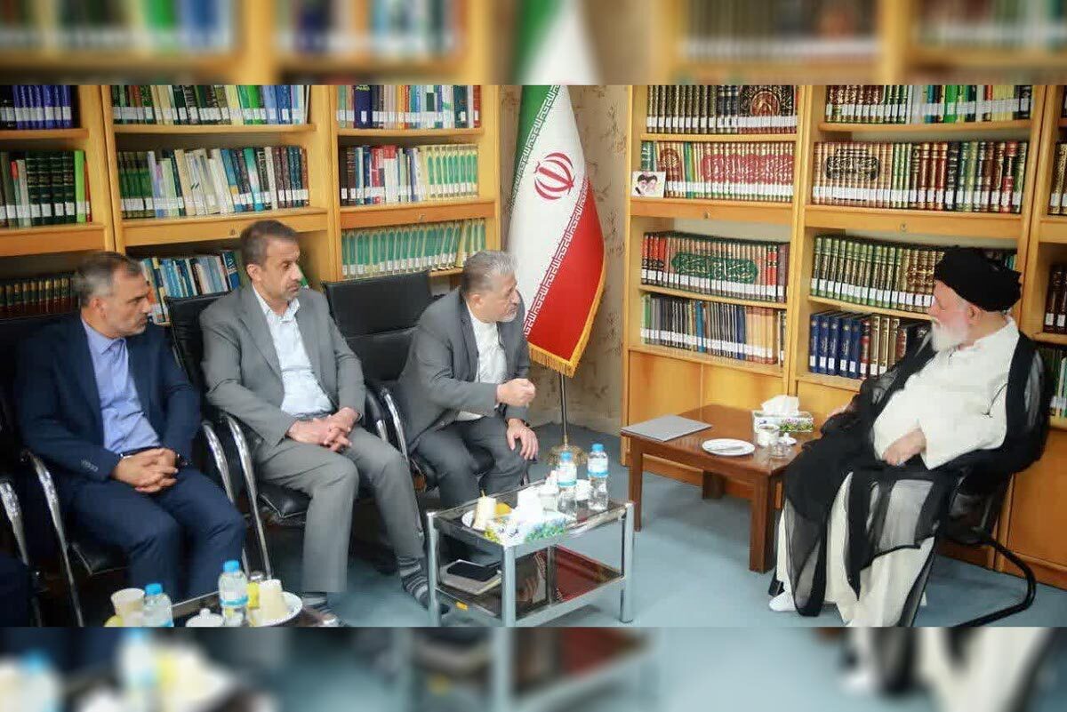 نماینده ولی‌فقیه در خراسان رضوی در دیدار با رئیس دانشگاه آزاد اسلامی بر ضرورت توجه به شهریه‌ها و حمایت از دانشجویان کم برخوردار در این دانشگاه‌ها تاکید کرد و گفت: همچنین این دانشگاه بایستی در عرصه‌های فرهنگی و معنوی کشور نقش‌آفرینی جدی داشته باشد.