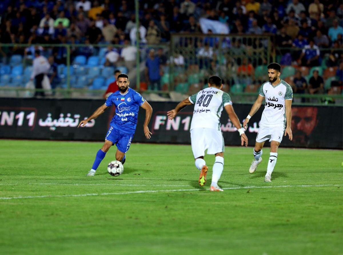 خلاصه بازی استقلال و پیکان در لیگ برتر را در ادامه تماشا کنید.