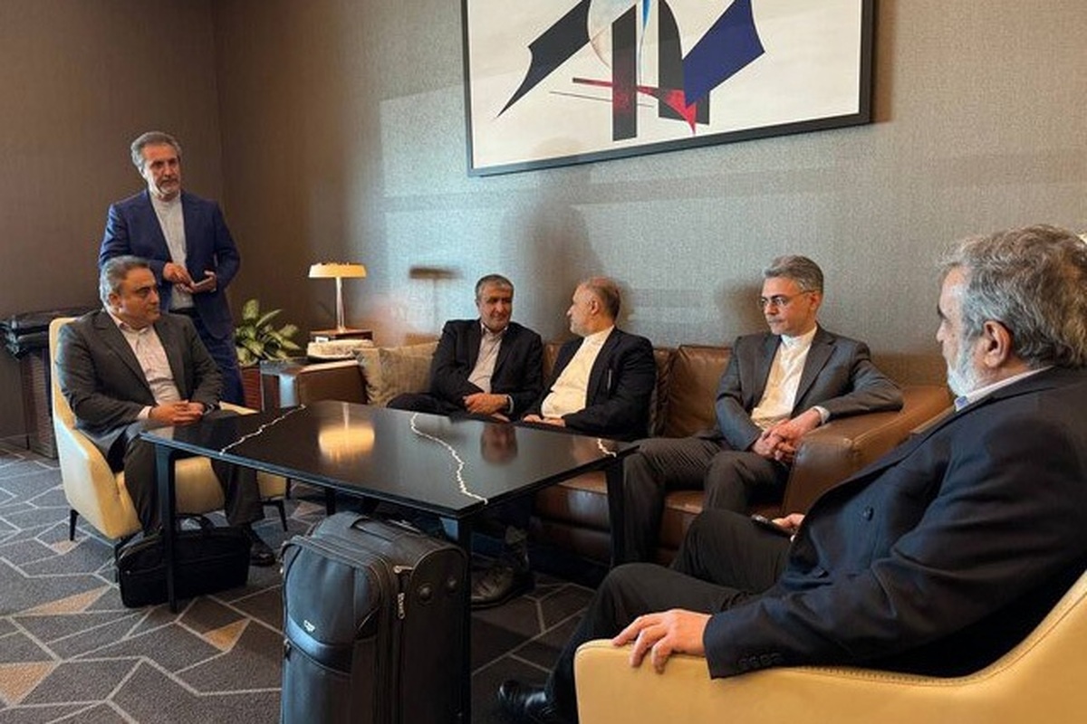 محمد اسلامی به مسکو رفت