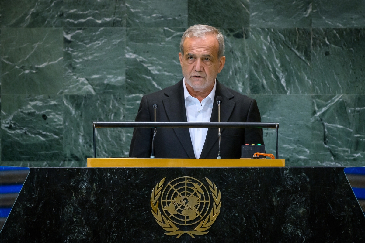 سخنگوی هیئت رئیسه مجلس: پزشکیان در سازمان ملل مظلومیت و حقانیت ایران را فریاد زند