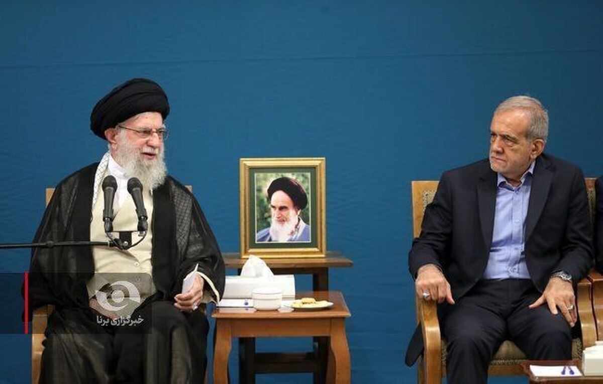 رئیس‌جمهور با رهبر انقلاب پیش از سفر به نیویورک دیدار کرد (۳۱ شهریور ۱۴۰۴)