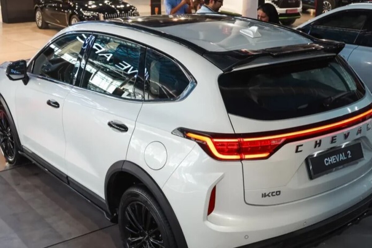 غرفه بزرگ گروه خودروسازی ایران‌خودرو در بیست‌وپنجمین نمایشگاه خودرو مشهد، در روز افتتاحیه یک شگفتانه بزرگ داشت و از محصول جدید خود با نام شوال۲ (Cheval2) رونمایی کرد.