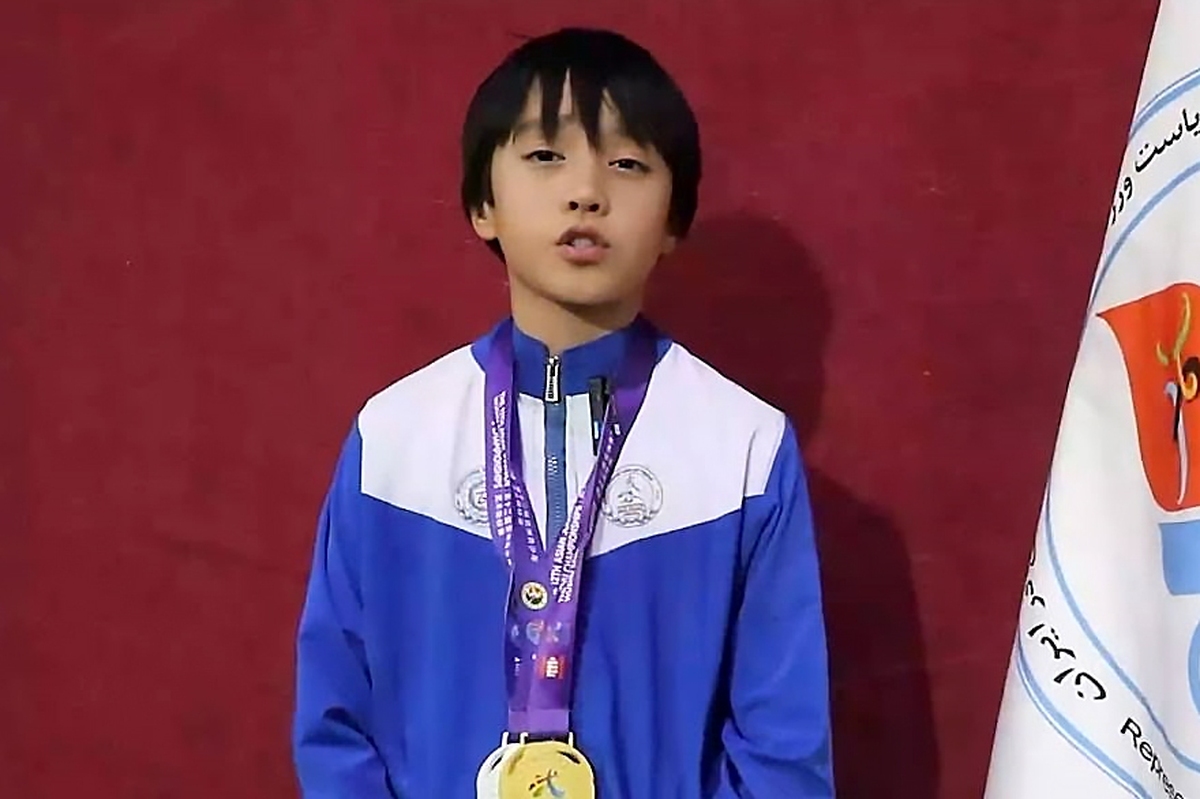 در مراسمی با حضور جامعه ورزشی مهاجرین افغانستانی در مشهد، هنرمندان و اقشار مختلف مردم، از قهرمان ووشوی آسیا تقدیر شد.