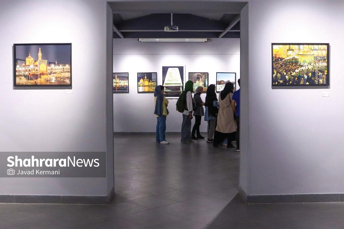 نگارخانه فردوسی این روز‌ها میزبان نمایشگاهی از آثار حسن توکلی، عکاس آستان قدس رضوی، است. هنرمندی که سال‌ها در کنار حرم مطهر رضوی، تصاویری کم نظیر ثبت کرده است.