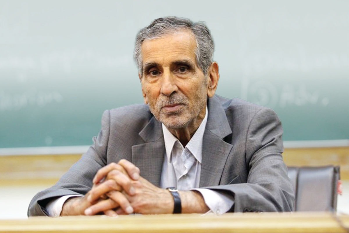 یادی از دکتر عباس شفیعی، پدر داروسازی نوین ایران، هم‌زمان با روز داروسازی.