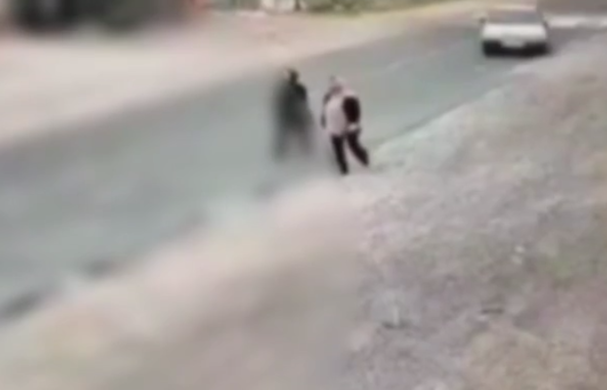 فرمانده انتظامی شهرستان نوشهر گفت: عامل تصادف عمدی با بانوان که منجر به فوت یک نفر و زخمی شدن دو عابر پیاده در منطقه سی‌سنگان نوشهر شده بود بازداشت شد. علت این حادثه استعمال مواد مخدر صنعتی راننده اعلام شده است.